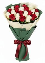 Букет Микс из красных и белых роз #REPLACE_PRED# Шолохово