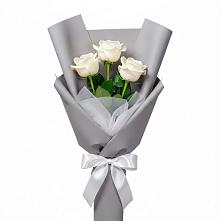 Букет 3 белые розы в Шолохово