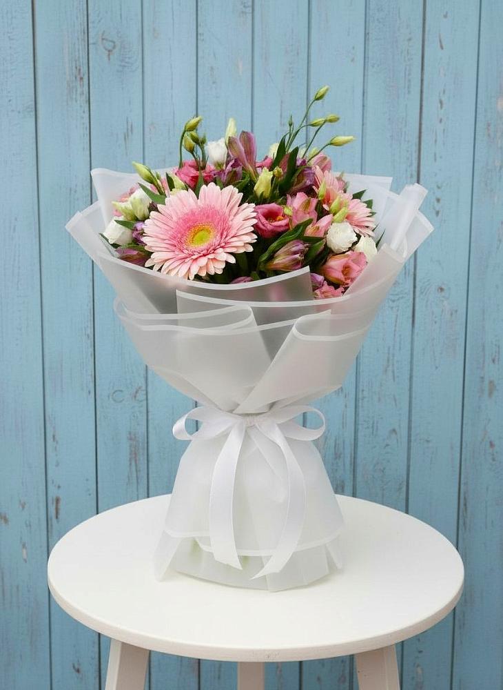 Букет цветов из: Герберы, Альстромерии и Лизиантусы в Шолохово