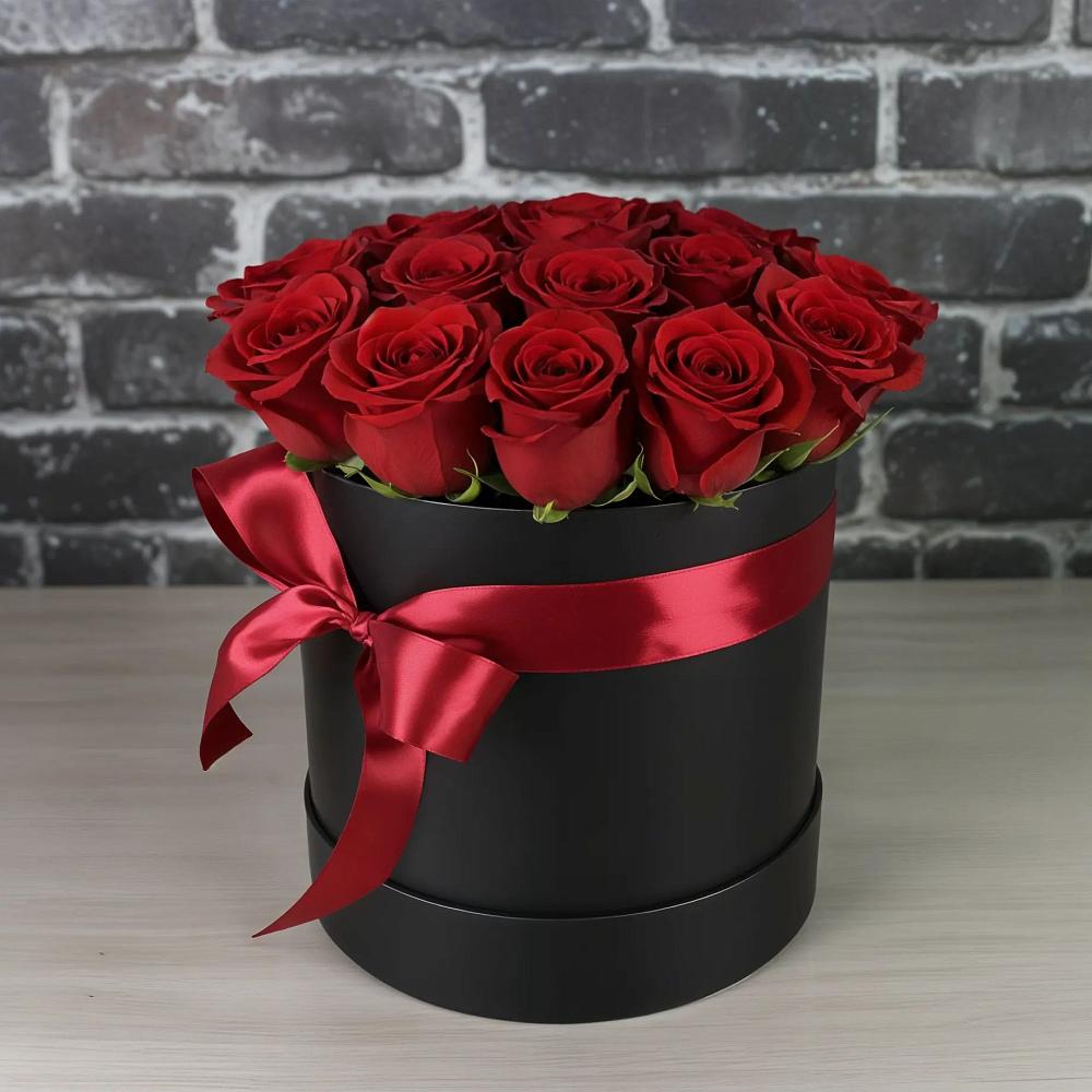 Цветочная композиция из Розы в шляпной коробке в Шолохово