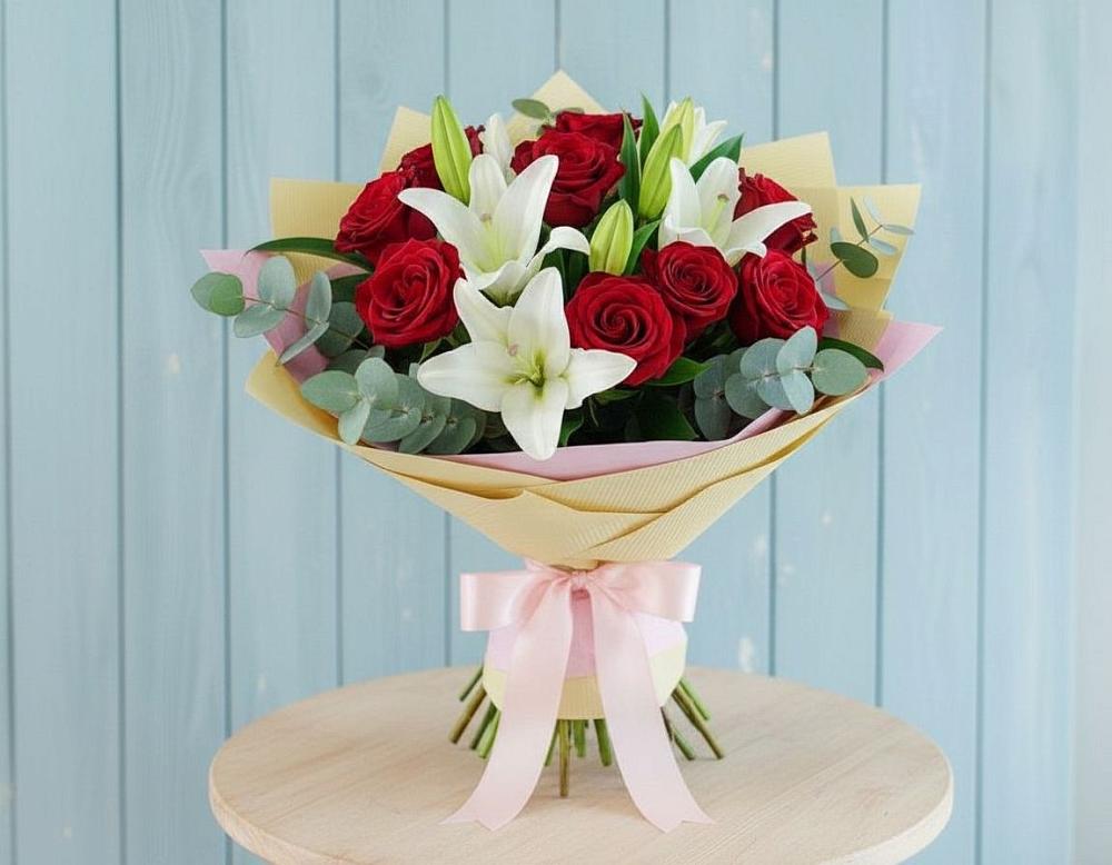 Букет цветов из: Лилии и Розы в Шолохово